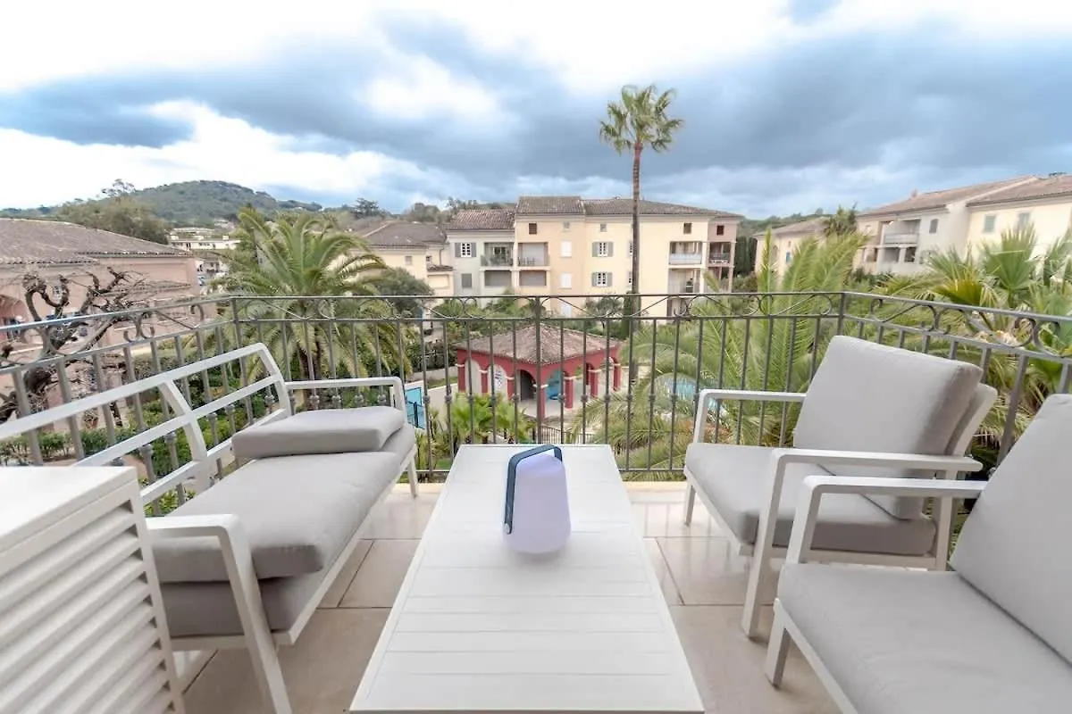 Beautiful Apt With Balcony And Pool Saint Tropez Holiday home